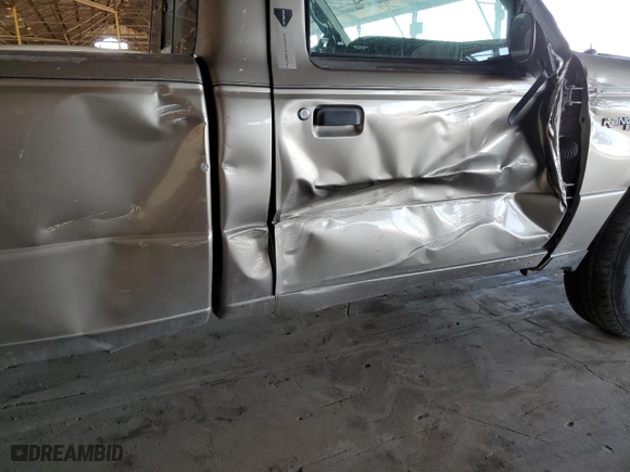 2005 Ford Ranger XL with VIN 1FTYR10U85PA16351, listed as a Copart auction lot 52052325 with 143,644 mi miles and Clean Title. Bid and sale history available at carsss.com. Image 10.