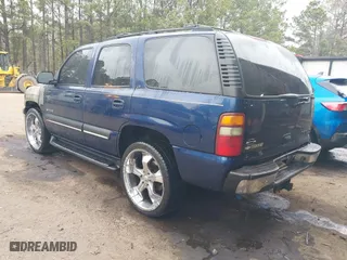 2002 Chevrolet Tahoe LT with VIN 1GNEC13Z82R238343, listed as a IAAI auction lot 41796657 with 1 mi miles. Bid and sale history available at carsss.com. Image 3.