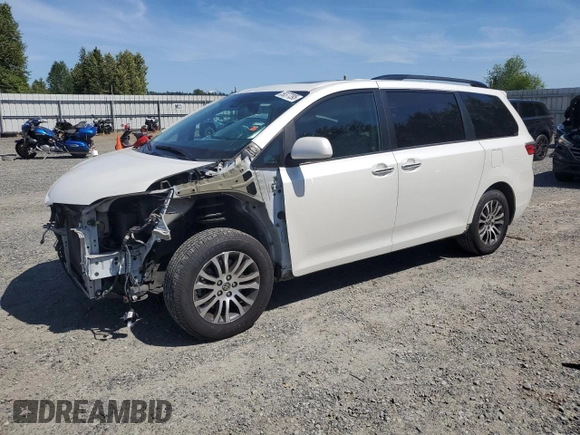 2020 Toyota Sienna XLE Auto Access Seat with VIN 5TDYZ3DC5LS077219, listed as a Copart auction lot 58377395 with 104,517 mi miles and Salvage title. Bid and sale history available at DreamBid. Image 1.