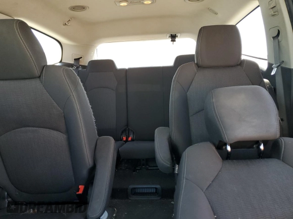 2016 Chevrolet Traverse LT z VIN 1GNKRGKD0GJ202971, wystawiony jako Copart lot #59279175 z przebiegiem Nie podano mil oraz Czysty tytuł • Clean title. Historia ofert i sprzedaży dostępna na DreamBid. Obrazek 10.