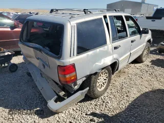 1995 Jeep Grand Cherokee Limited с VIN 1J4GZ78SXSC579786, выставлен на аукционе Copart как лот 72280424 с пробегом Не указан миль и На запчасти • Non repairable. История ставок и продаж доступна на DreamBid. Изображение 3.