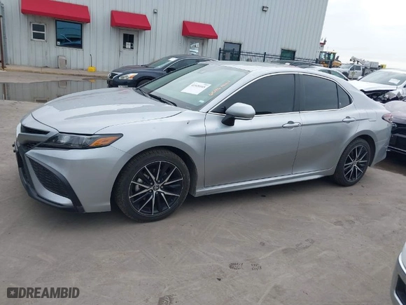 2023 Toyota Camry SE with VIN 4T1G11AKXPU836575, listed as a IAAI auction lot 41920165 with NaN miles. Bid and sale history available at carsss.com. Image 14.