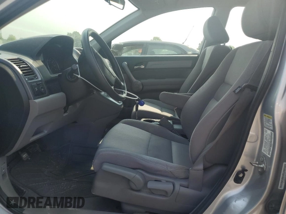 2009 Honda CR-V LX z VIN 5J6RE48319L048126, wystawiony jako Copart lot #59668385 z przebiegiem 191 638 mil mil oraz Szkoda całkowita • Salvage title. Historia ofert i sprzedaży dostępna na DreamBid. Obrazek 7.