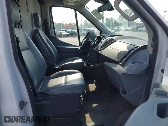 2019 Ford Transit с VIN 1FTBW2CM1KKA40712, выставлен на аукционе IAAI как лот 42479641 с пробегом 53 711 миль миль и . История ставок и продаж доступна на DreamBid. Изображение 5.