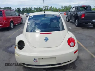 2007 Volkswagen Beetle with VIN 3VWRW31C27M511441, listed as a IAAI auction lot 42362203 with 200,236 mi miles and . Bid and sale history available at DreamBid. Image 16.