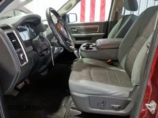 2019 Ram 1500 Big Horn z VIN 1C6RR7TT2KS714206, wystawiony jako Copart lot #58811635 z przebiegiem 94 139 mil mil oraz Czysty tytuł • Clean title. Historia ofert i sprzedaży dostępna na DreamBid. Obrazek 7.