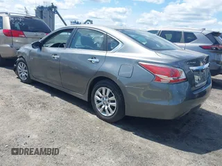 2015 Nissan Altima SL z VIN 1N4AL3AP6FC427530, wystawiony jako IAAI lot #42354220 z przebiegiem 63 142 mil mil oraz . Historia ofert i sprzedaży dostępna na DreamBid. Obrazek 3.