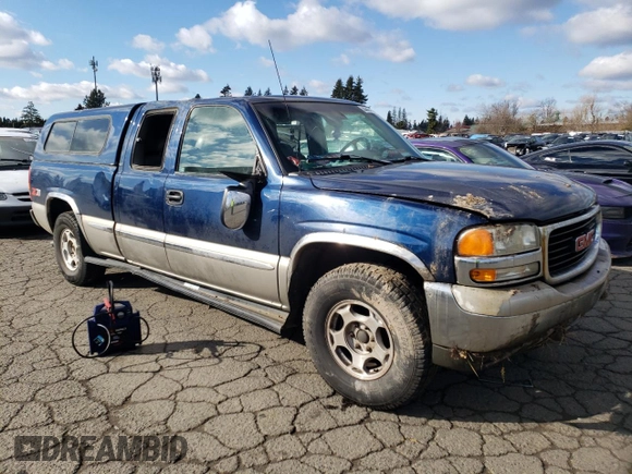 1999 GMC Sierra 1500 SLE z VIN 1GTEK19T7XZ531950, wystawiony jako Copart lot #44424965 z przebiegiem 151 343 mil mil oraz Szkoda całkowita • Salvage title. Historia ofert i sprzedaży dostępna na DreamBid. Obrazek 4.