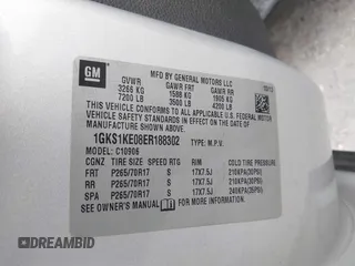 2014 GMC Yukon XL SLT with VIN 1GKS1KE08ER188302, listed as a IAAI auction lot 41531485 with 196,810 mi miles. Bid and sale history available at carsss.com. Image 9.