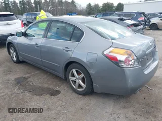 2008 Nissan Altima 2.5 with VIN 1N4AL21E58N497732, listed as a IAAI auction lot 41861612 with 128,823 mi miles. Bid and sale history available at carsss.com. Image 3.