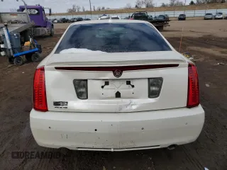 2010 Cadillac STS AWD z VIN 1G6DU6EV1A0150801, wystawiony jako Copart lot #42761515 z przebiegiem 154 865 mil mil oraz Szkoda całkowita • Salvage title. Historia ofert i sprzedaży dostępna na DreamBid. Obrazek 6.