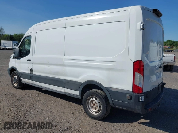 2019 Ford Transit with VIN 1FTBW2CM9KKB43845, listed as a IAAI auction lot 42122503 with 124,037 mi miles and . Bid and sale history available at DreamBid. Image 3.