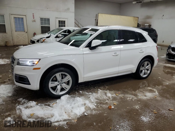 2019 Audi Q5 Premium with VIN WA1ANAFY1K2023149, listed as a Copart auction lot 44826405 with 70,060 mi miles and Clean title. Bid and sale history available at DreamBid. Image 1.