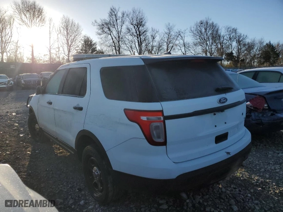 2015 Ford Utility Police Interceptor with VIN 1FM5K8AR6FGC08424, listed as a Copart auction lot 42211915 with 93,861 mi miles and Salvage Title. Bid and sale history available at carsss.com. Image 2.