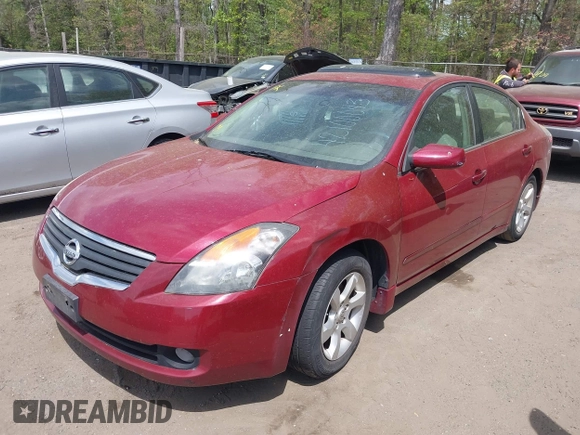 2008 Nissan Altima 2.5 S with VIN 1N4AL21E68C161938, listed as a IAAI auction lot 42100043 with 258,402 mi miles. Bid and sale history available at carsss.com. Image 2.