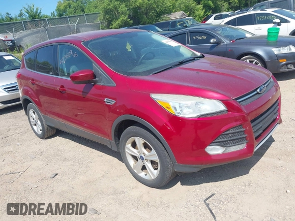 2013 Ford Escape SE z VIN 1FMCU9GX4DUB45402, wystawiony jako IAAI lot #42550068 z przebiegiem 238 520 mil mil oraz . Historia ofert i sprzedaży dostępna na DreamBid. Obrazek 1.