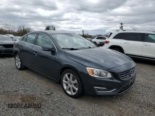 2016 Volvo S60 T5 Drive-E Premier z VIN YV126MFK9G2406956, wystawiony jako Copart lot #53336155 z przebiegiem 147 915 mil mil oraz Czysty tytuł • Clean title. Historia ofert i sprzedaży dostępna na DreamBid. Obrazek 4.
