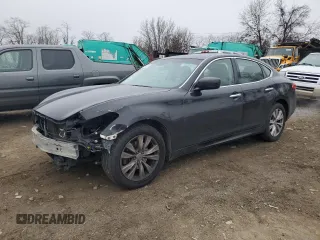 2011 Infiniti M37 with VIN JN1BY1AR5BM372565, listed as a Copart auction lot 84154384 with 318,255 mi miles and Salvage Title. Bid and sale history available at carsss.com. Image 1.