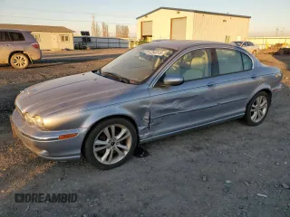 2007 Jaguar X-Type z VIN SAJWA51A27WJ21259, wystawiony jako Copart lot #42643115 z przebiegiem 106 800 mil mil oraz Szkody całkowita. Historia ofert i sprzedaży dostępna na DreamBid. Obrazek 1.