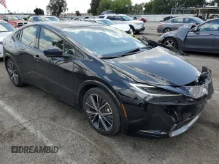 2023 Toyota Prius LE z VIN JTDACAAUXP3005928, wystawiony jako Copart lot #56358905 z przebiegiem 38 417 mil mil oraz Szkoda całkowita • Salvage title. Historia ofert i sprzedaży dostępna na DreamBid. Obrazek 4.