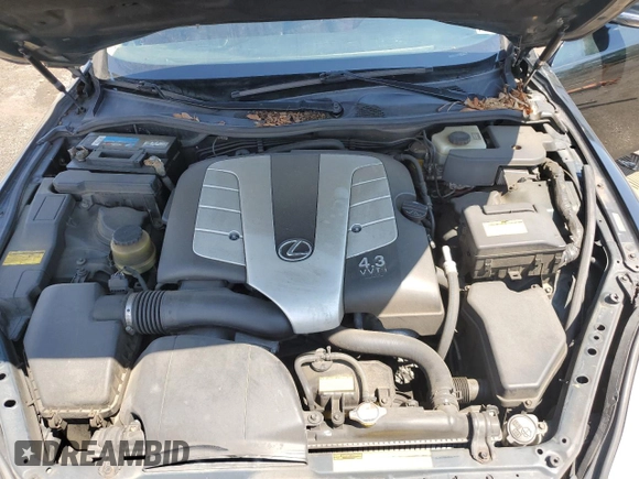 2004 Lexus SC 430 with VIN JTHFN48Y040052035, listed as a Copart auction lot 63689275 with 147,355 mi miles and Salvage title. Bid and sale history available at DreamBid. Image 11.