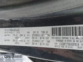 2019 Ram 1500 Tradesman z VIN 1C6SRFCT5KN597618, wystawiony jako IAAI lot #42243878 z przebiegiem 69 131 mil mil oraz . Historia ofert i sprzedaży dostępna na DreamBid. Obrazek 9.