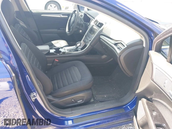 2016 Ford Fusion SE with VIN 3FA6P0H73GR313339, listed as a IAAI auction lot 42074467 with 121,156 mi miles. Bid and sale history available at carsss.com. Image 5.