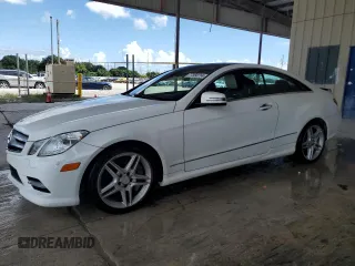 2013 Mercedes-Benz E 550 с VIN WDDKJ7DB2DF200445, выставлен на аукционе Copart как лот 77354114 с пробегом 108 992 миль миль и Списание • Salvage title. История ставок и продаж доступна на DreamBid. Изображение 1.