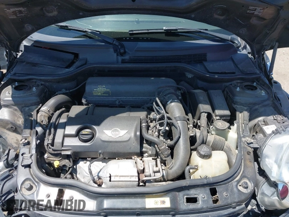 2013 MINI Hardtop S with VIN WMWSV3C52DT396453, listed as a IAAI auction lot 42583892 with 143,190 mi miles and . Bid and sale history available at DreamBid. Image 10.