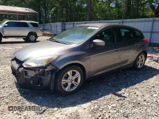 2012 Ford Focus SE z VIN 1FAHP3K22CL303238, wystawiony jako Copart lot #58004875 z przebiegiem 132 815 mil mil oraz Szkoda całkowita • Salvage title. Historia ofert i sprzedaży dostępna na DreamBid. Obrazek 1.