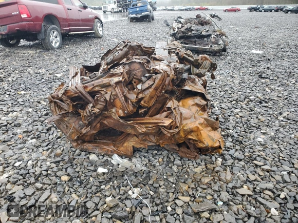 2017 Porsche Cayenne z VIN WP1AA2A26HKA82487, wystawiony jako Copart lot #55988005 z przebiegiem Nie podano mil oraz Szkoda całkowita • Salvage title. Historia ofert i sprzedaży dostępna na DreamBid. Obrazek 5.