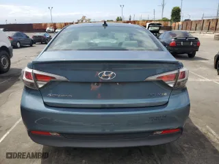 2016 Hyundai Sonata Hybrid SE with VIN KMHE24L10GA035696, listed as a Copart auction lot 54545245 with 89,920 mi miles and Clean Title. Bid and sale history available at carsss.com. Image 6.