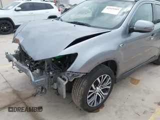 2018 Mitsubishi Outlander SEL with VIN JA4AP4AW2JZ028898, listed as a IAAI auction lot 42115445 with 134,204 mi miles and . Bid and sale history available at DreamBid. Image 6.