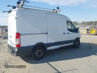 2018 Ford Transit with VIN 1FTYR1CM3JKB05523, listed as a IAAI auction lot 41918124 with 207,984 mi miles and . Bid and sale history available at DreamBid. Image 4.