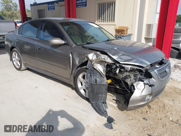 2002 Nissan Altima SE with VIN 1N4BL11D22C245123, listed as a IAAI auction lot 41350745 with 74,504 mi miles. Bid and sale history available at carsss.com. Image 1.