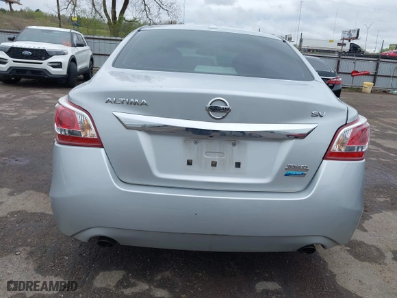 2013 Nissan Altima 2.5 SV with VIN 1N4AL3AP3DC258550, listed as a IAAI auction lot 41955123 with 185,618 mi miles. Bid and sale history available at carsss.com. Image 16.