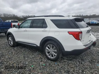 2024 Ford Explorer XLT with VIN 1FMSK7DH0RGA83277, listed as a Copart auction lot 47961435 with 7,448 mi miles and Salvage Title. Bid and sale history available at carsss.com. Image 2.