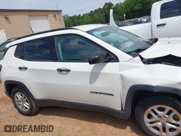 2018 Jeep Compass Sport z VIN 3C4NJCAB0JT471302, wystawiony jako IAAI lot #42318825 z przebiegiem 82 328 mil mil oraz . Historia ofert i sprzedaży dostępna na DreamBid. Obrazek 13.