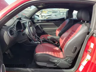 2014 Volkswagen Beetle Turbo R-Line with VIN 3VWVT7AT0EM656599, listed as a Copart auction lot 86358334 with 66,050 mi miles and Salvage Title. Bid and sale history available at DreamBid. Image 7.