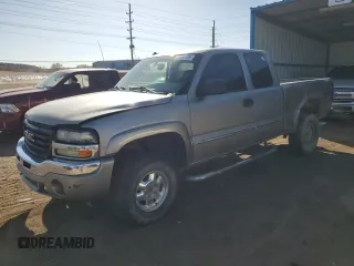 2003 GMC Sierra 1500 SLT z VIN 2GTEK19T131307284, wystawiony jako Copart lot #47054175 z przebiegiem Nie podano mil oraz Szkoda całkowita • Salvage title. Historia ofert i sprzedaży dostępna na DreamBid. Obrazek 1.