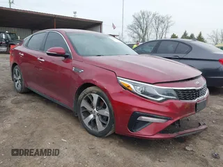 2020 Kia Optima LX with VIN 5XXGT4L37LG425981, listed as a IAAI auction lot 41960820 with 78,729 mi miles and . Bid and sale history available at carsss.com. Image 1.