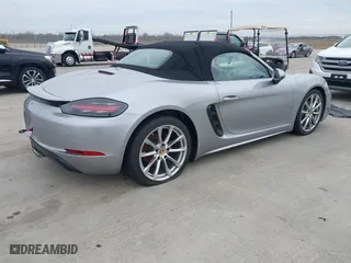 2019 Porsche 718 Boxster with VIN WP0CA2A84KS210215, listed as a IAAI auction lot 41284637 with 43,965 mi miles. Bid and sale history available at carsss.com. Image 4.