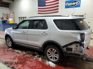 2018 Ford Explorer XLT with VIN 1FM5K8D87JGC82883, listed as a Copart auction lot 87643385 with 61,656 mi miles and Salvage Title. Bid and sale history available at carsss.com. Image 2.