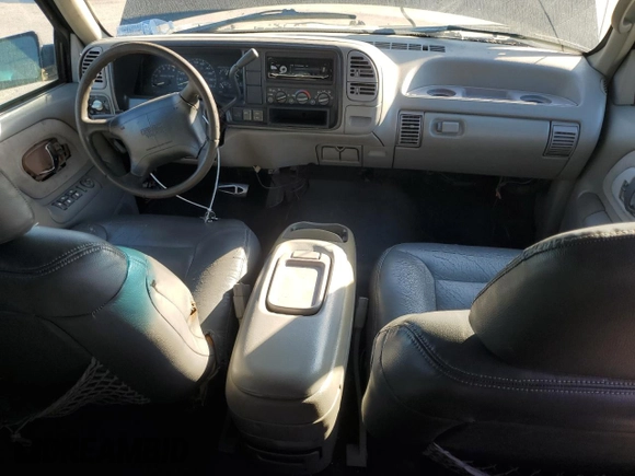 1996 GMC Yukon with VIN 1GKEK13R1TJ741714, listed as a Copart auction lot 46814635 with 406,969 mi miles and Salvage Title. Bid and sale history available at carsss.com. Image 8.