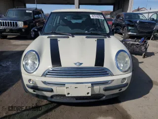 2004 MINI Hardtop with VIN WMWRC33424TJ53673, listed as a Copart auction lot 47310755 with Not Provided miles and Clean Title. Bid and sale history available at DreamBid. Image 5.