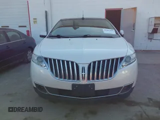 2012 Lincoln MKX with VIN 2LMDJ6JKXCBL09768, listed as a IAAI auction lot 42067444 with 174,319 mi miles. Bid and sale history available at carsss.com. Image 6.