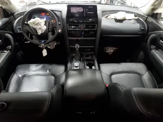 2024 Infiniti QX80 LUXE with VIN JN8AZ2AE3R9327778, listed as a Copart auction lot 81587594 with 27,602 mi miles and Non Repairable. Bid and sale history available at carsss.com. Image 8.