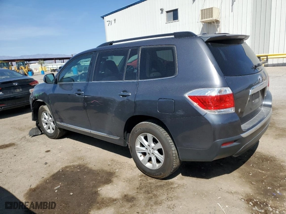 2012 Toyota Highlander with VIN 5TDBK3EH1CS154141, listed as a Copart auction lot 52129045 with 113,588 mi miles and Salvage Title. Bid and sale history available at carsss.com. Image 2.