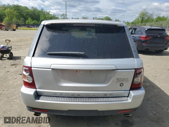 2011 Land Rover Range Rover Sport SC z VIN SALSH2E43BA275229, wystawiony jako Copart lot #55213775 z przebiegiem 73 052 mil mil oraz Nie do naprawy • Non repairable. Historia ofert i sprzedaży dostępna na DreamBid. Obrazek 6.