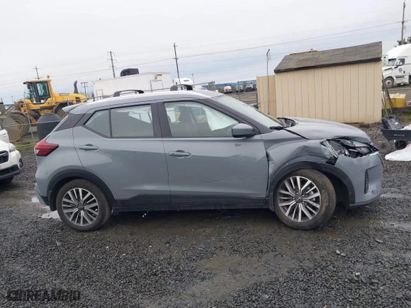 2023 Nissan Kicks SV with VIN 3N1CP5CVXPL473708, listed as a IAAI auction lot 41775042 with 24,164 mi miles. Bid and sale history available at carsss.com. Image 13.